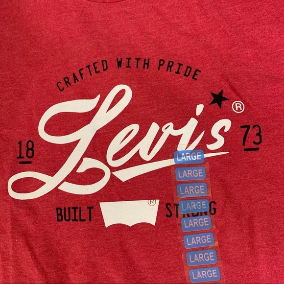 Levi’s Vintage Style Red T-Shirt Varsity Script NWT Sz L - Picture 2 of 5